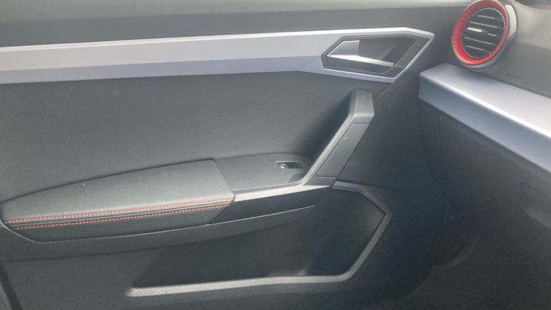 SEAT Arona 1.0 TSI 110 FR Sport 5dr DSG Petrol Hatchback